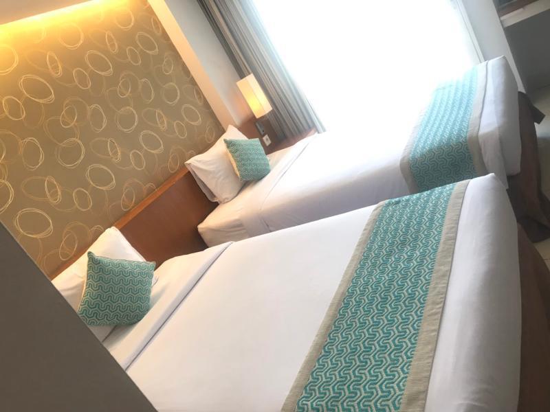 Holiday Inn Express Bali Sunset Road By Ihg Kuta  Exterior photo
